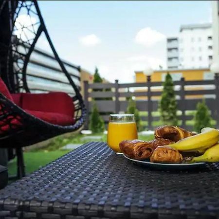 Cozy Special Pallady Apartament With Garden & Courtyard Bucharest Luaran gambar