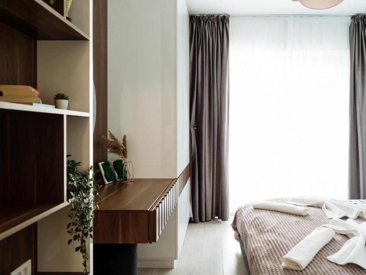 Cozy Special Pallady Apartament With Garden & Courtyard Bucharest Luaran gambar