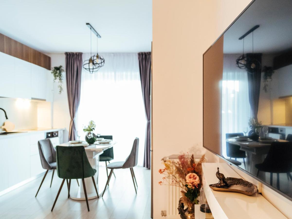 Cozy Special Pallady Apartament With Garden & Courtyard Bucharest Luaran gambar
