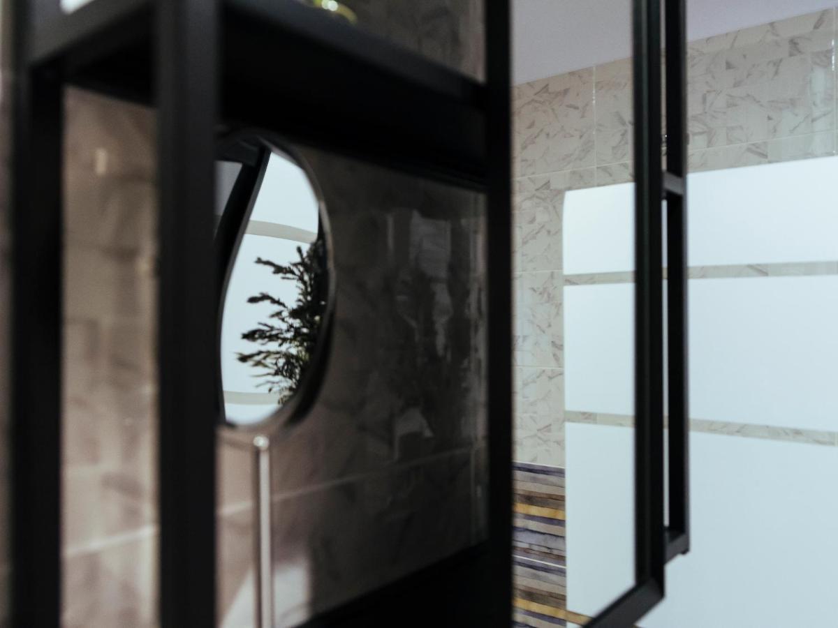 Cozy Special Pallady Apartament With Garden & Courtyard Bucharest Luaran gambar
