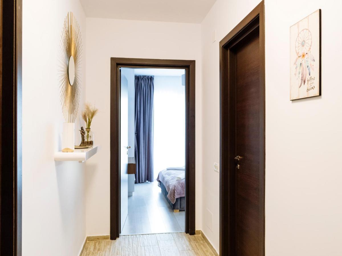 Cozy Special Pallady Apartament With Garden & Courtyard Bucharest Luaran gambar